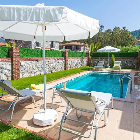Вилла Cemre - 2 Bedroom In Kayakoey Oeluedeniz