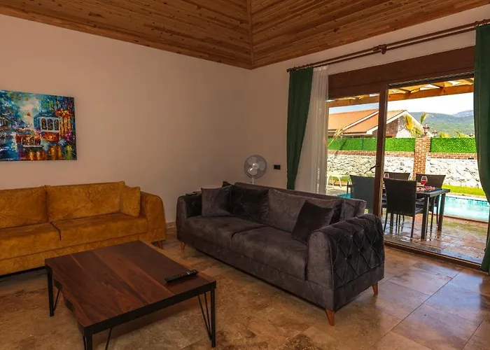 Cemre - 2 Bedroom In Kayakoey Oeluedeniz Vila Fethiye