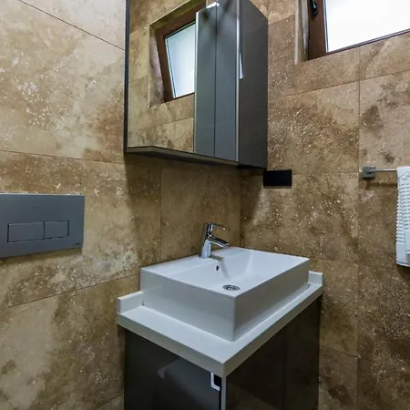 Cemre - 2 Bedroom In Kayakoey Oeluedeniz Villa Fethiye