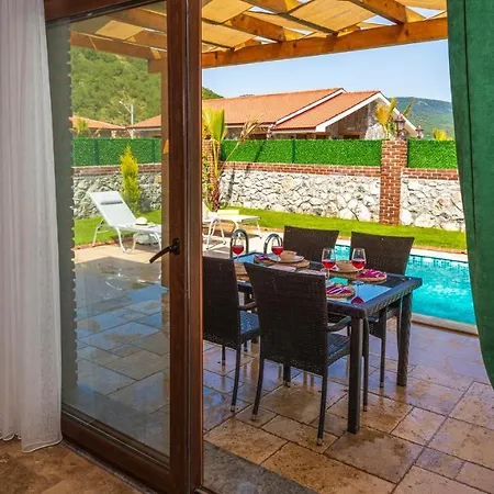 Cemre - 2 Bedroom In Kayakoey Oeluedeniz * Fethiye