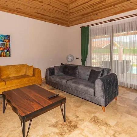 Вилла Cemre - 2 Bedroom In Kayakoey Oeluedeniz